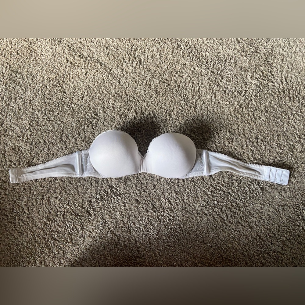 White Strapless Bra